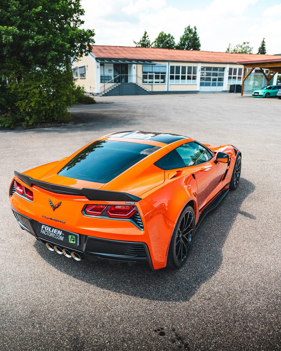 Chevrolet Corvette C7 mit getönter Heckscheibe